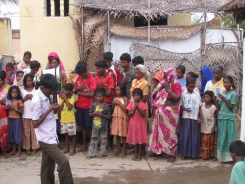 ஆந்திர-மாநிலம்-திறந்த-வெளி-சுவிசேஷ-ஊழியங்கள்-10